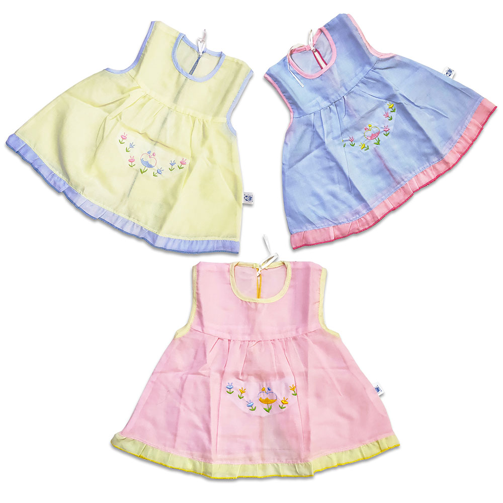 Pattupavadai for 5 months old baby | Kids blouse designs, Baby girl dress  design, Dresses kids girl